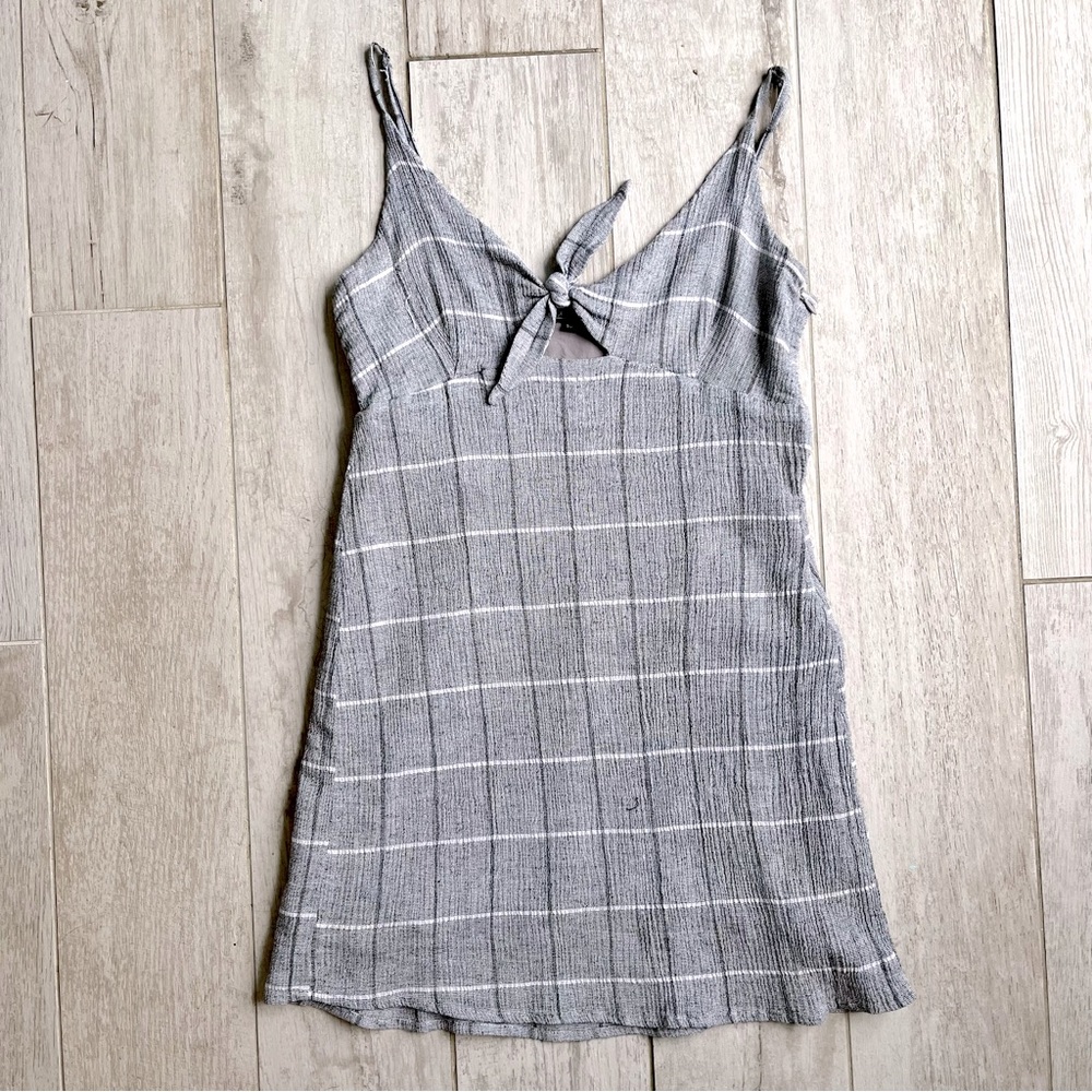 Lira Front Tie Window Pain Gauze Dress Medium